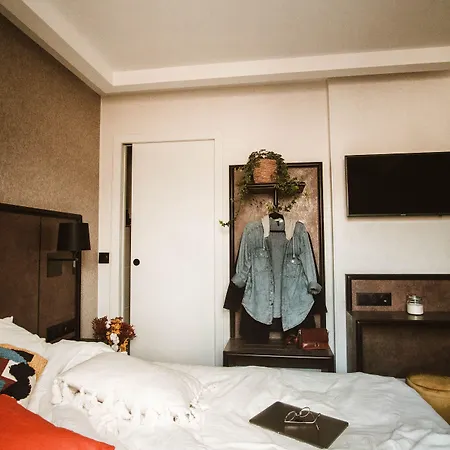 La Maison Montparnasse Hotel